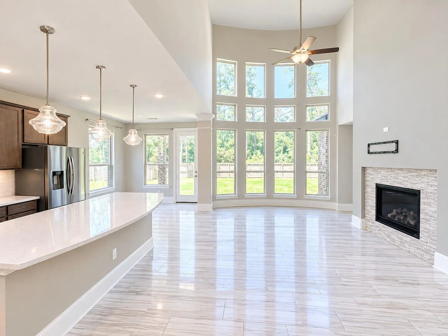 4 bed, 3.5 bath, 3010 sqft, $3,399 — Photo 4