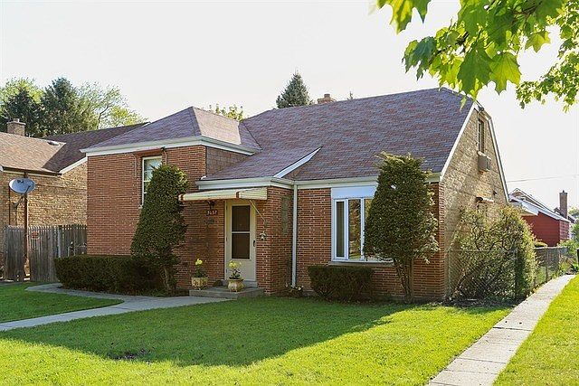 1st image of 5037 N Mulligan Ave