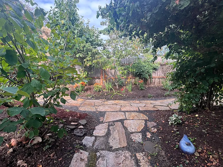 1215 NE 71st Ave — Photo 37