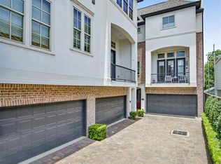 1110 Edwards St, Houston, TX 77007