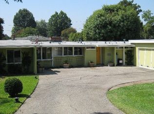 910 W Roses Rd, San Gabriel, CA 91775