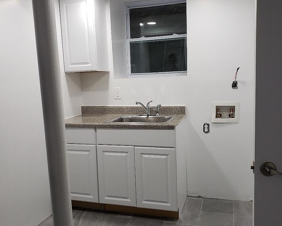 2nd image of 1769 Undercliff Ave