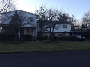 5 Carlton Ln, Monsey, NY 10952