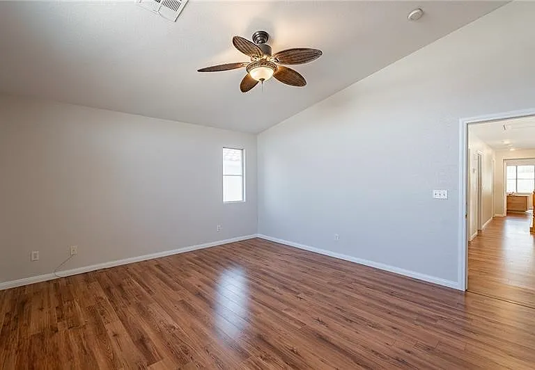 3588 White Mountain St — Photo 17