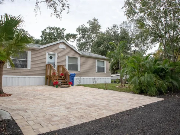 5823 Barry Ln, Tampa, FL 33634
