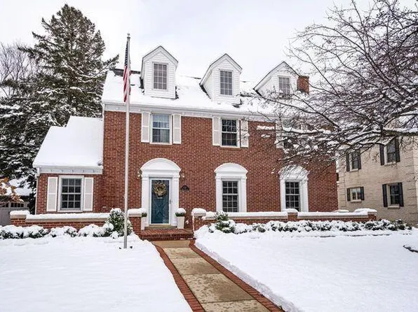638 North 79th STREET, Wauwatosa, WI 53213