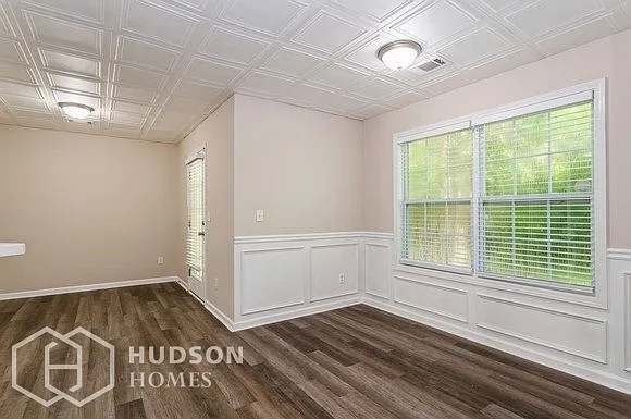426 Madison Ave — Photo 8