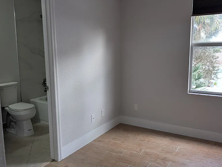 22104 Majestic Woods Way — Photo 16