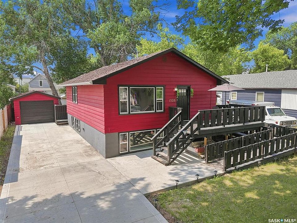 1st image of 1709 2nd AVENUE N