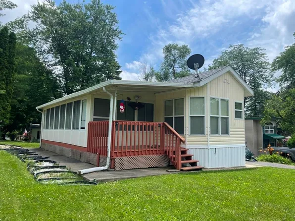 473 Westview Ct, Edgerton, WI 53534