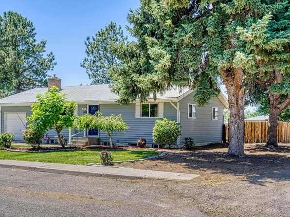 413 S Minnesota Ave, Fruitland, ID 83619