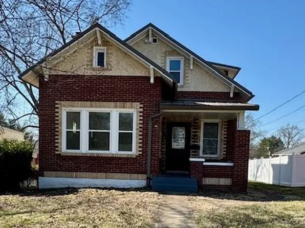 1522 E 5th St, Washington, MO 63090