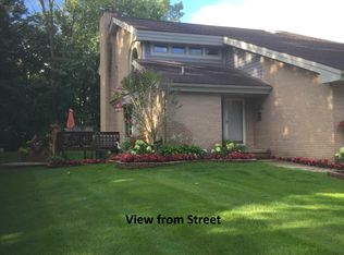 5392 Warwick Trl, Grand Blanc, MI 48439