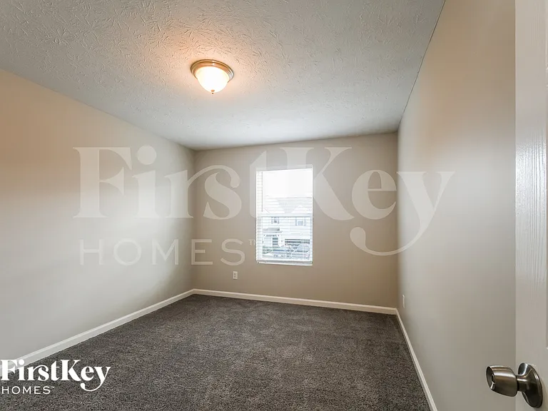 5770 Pebblebrooke Rd — Photo 14