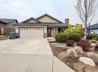 815 Oak Knoll Dr, Ashland, OR 97520