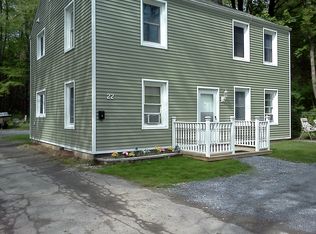 22 Magurno Ln, Poughkeepsie, NY 12603