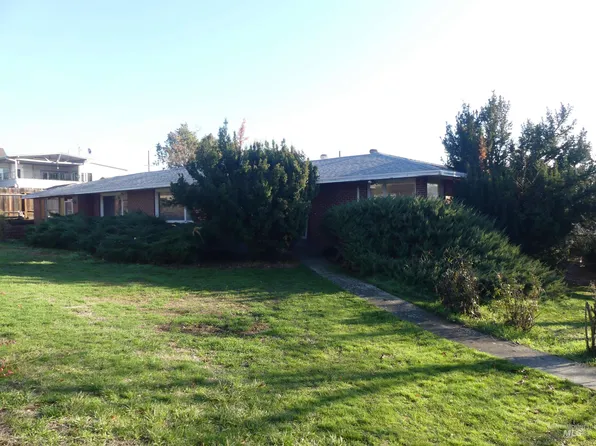 906 15th Ave, Lewiston, ID 83501