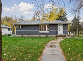 1800 Parker Rd, Saint Louis Park, MN 55426
