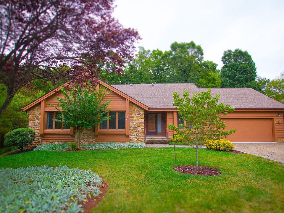 1st image of 4206 Kings Chase Dr