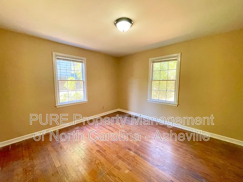2 bed, 1.0 bath, $1,495 — Photo 4