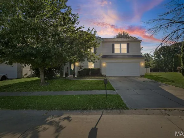 140 Falling Leaf Way, Mascoutah, IL 62258