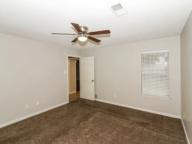3412 Pendulum Dr E — Photo 14