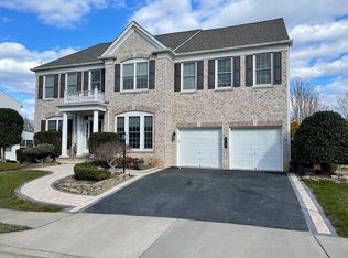 8737 Wild Prairie Rose Way, Lorton, VA 22079