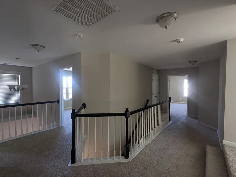 7894 Woodmere Dr — Photo 15
