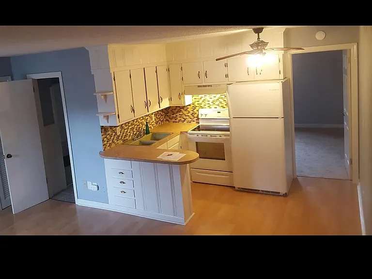 125 Avery St — Photo 4