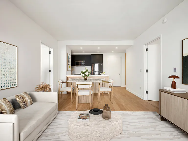 11 Ocean Pkwy #820 — Photo 1