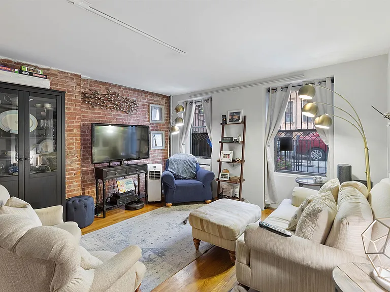 1115 Bloomfield St #GRDN — Photo 5