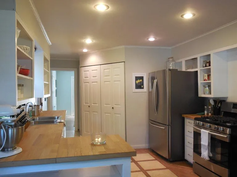 3304 NW 22nd St — Photo 5