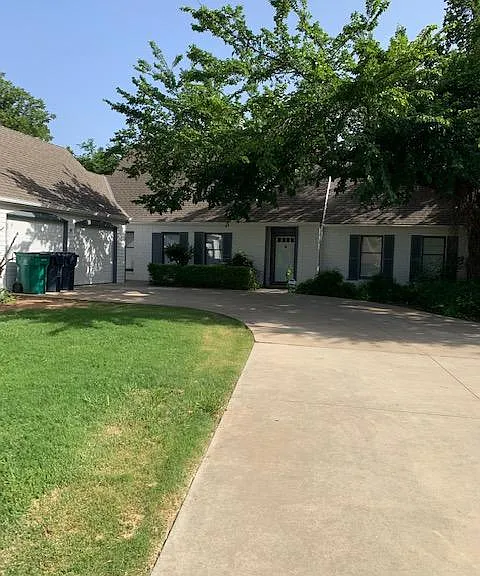 2900 Brush Creek Rd. In Quail Creek