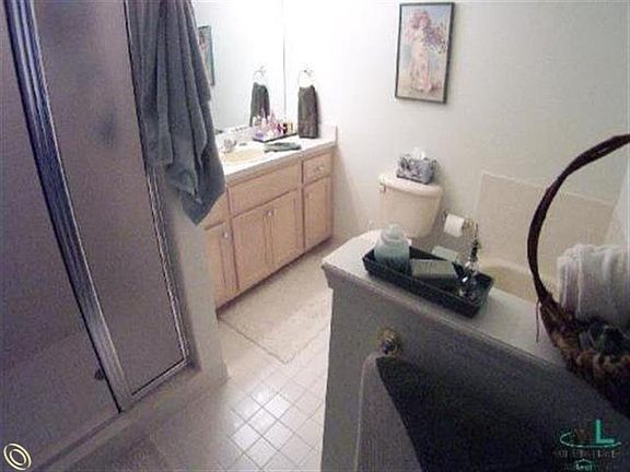 5th image of 25366 Julianna Dr
