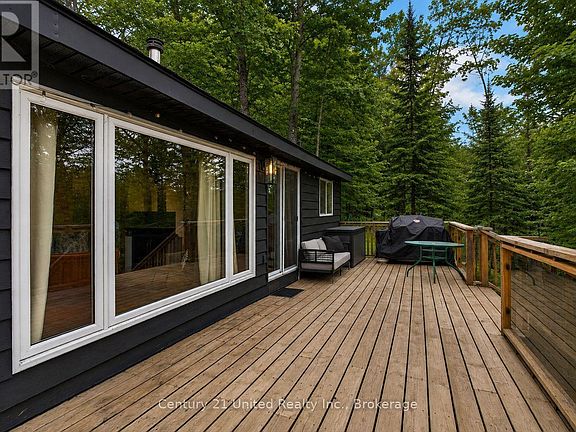 5th image of 1053 Esson Creek Ln