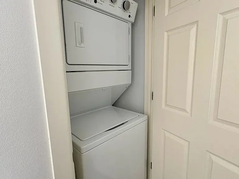 2610 Fern Ave — Photo 11