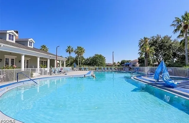 2339 Felicity Pl — Photo 36