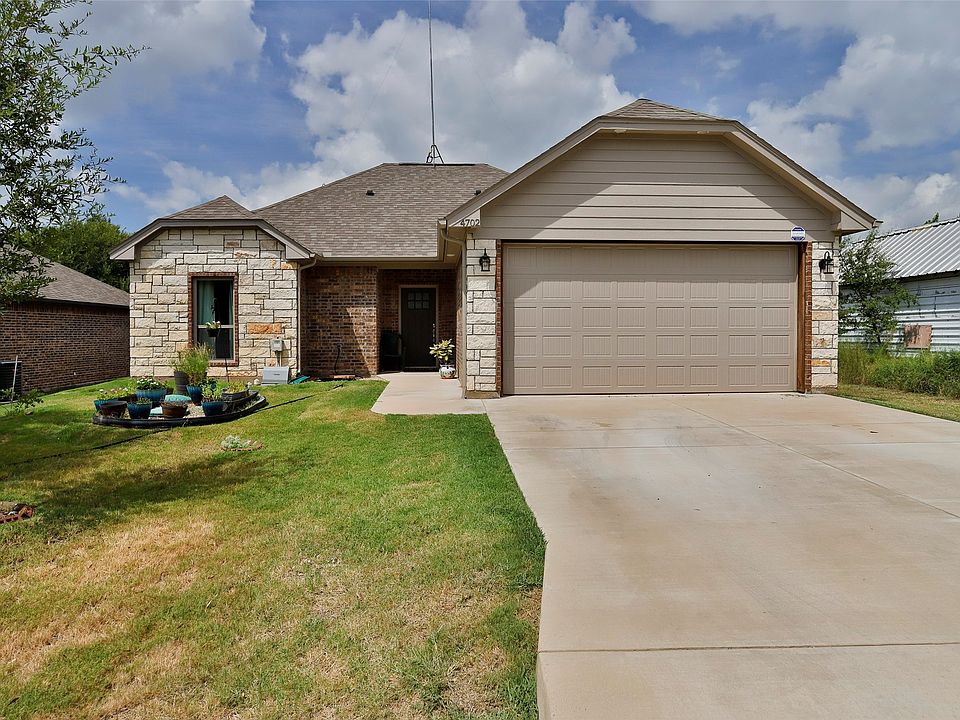 1st image of 4702 Pecos St