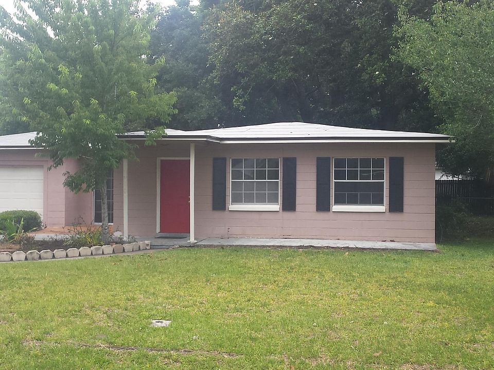 This is the house from the street view