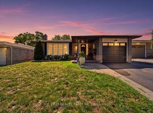 163 Orchard Heights Blvd, Aurora, ON L4G3A3