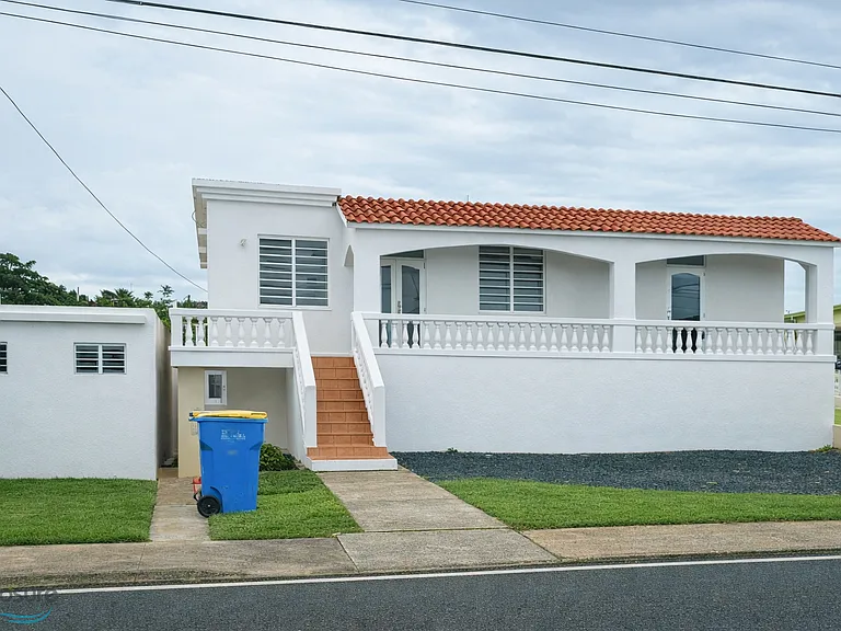 km 4.9 Camaseyes #Apt 1 — Photo 1