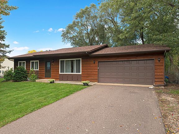 2nd image of 837 124th Ln NE