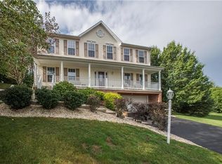 162 Darlene Dr, Coraopolis, PA 15108