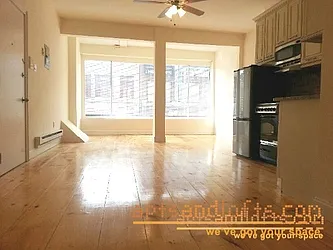 Rented by aptsandlofts.com