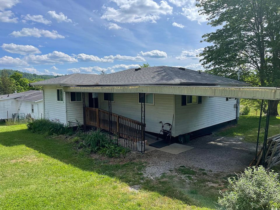 2nd image of 160 Rosedale Ave