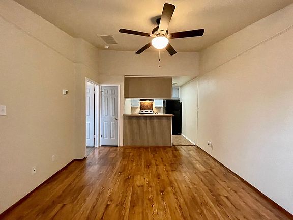 3rd image of 4803 Hamilton Wolfe Rd APT 312