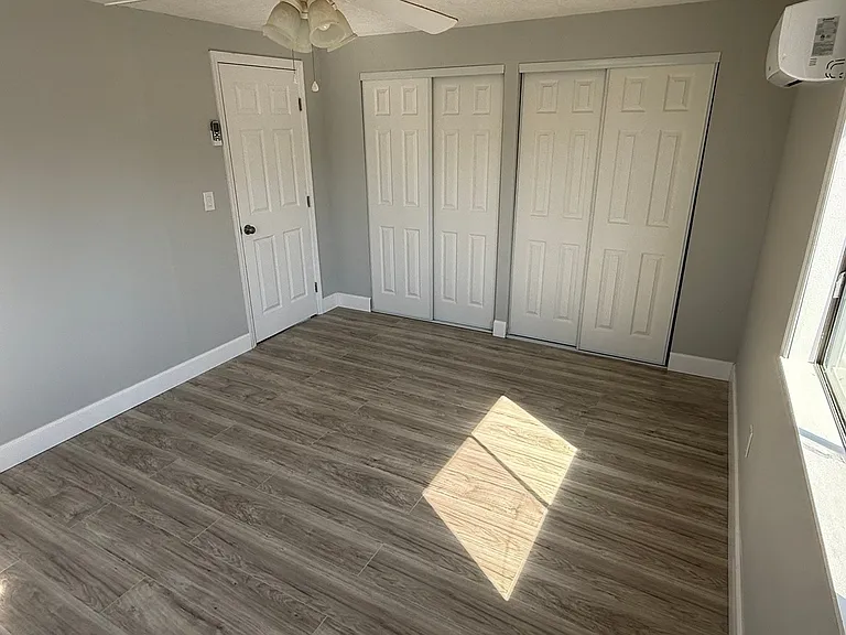 1375 Pasadena Ave S #201 — Photo 7
