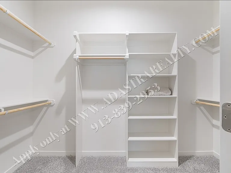 1089 N Findley St — Photo 24