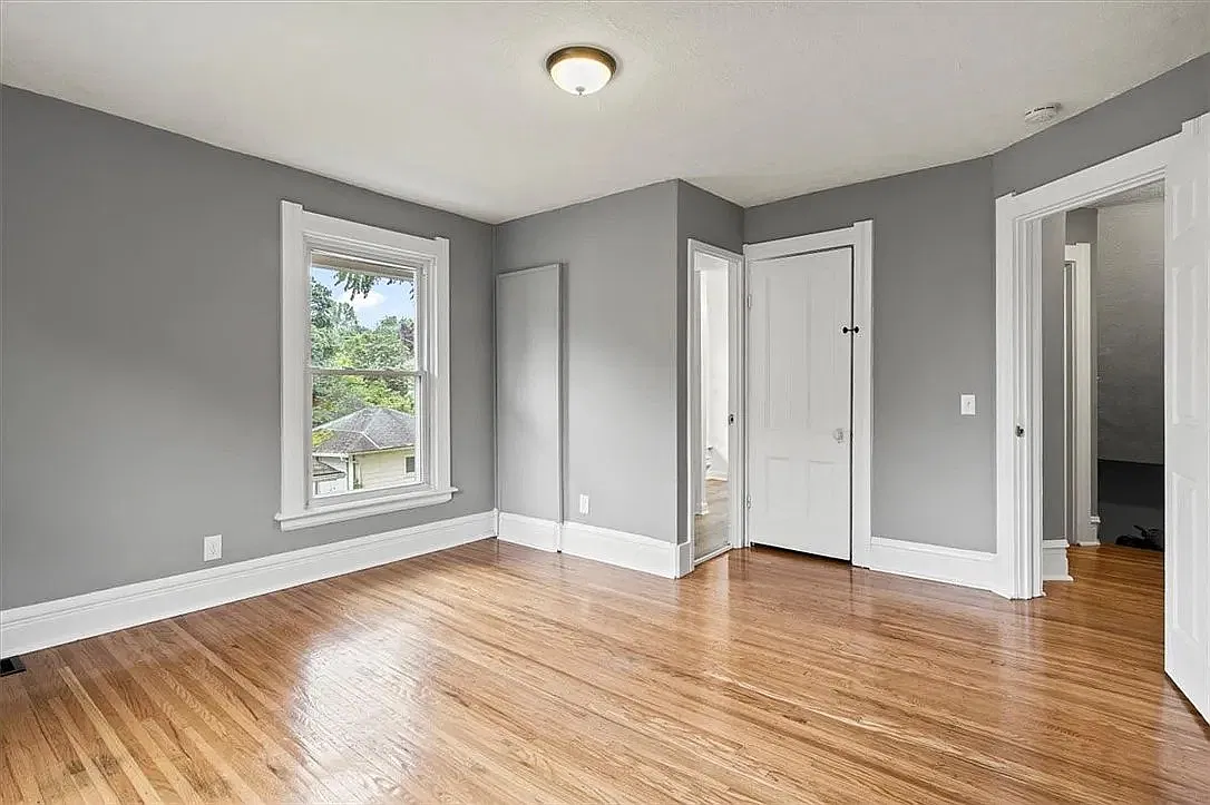 2 bed, $1,800 — Photo 3