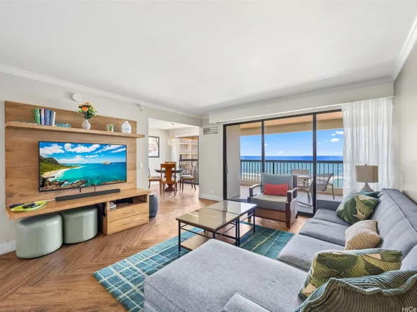 2470 Kalakaua Ave APT 1101, Honolulu, HI 96815